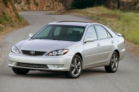 ������ ����� 2.0 GLi | Toyota Camry 2.0 GLi